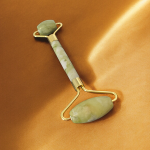 Rouleau & Gua Sha en Pierre Précieuse pour le Visage/ Facial Gemstone Roller & Gua Sha