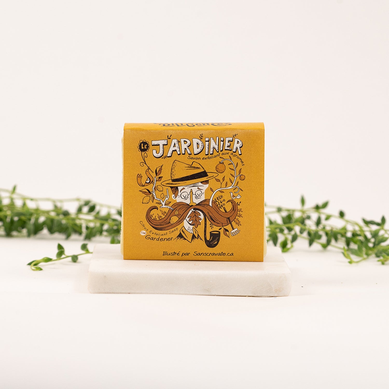 Savon exfoliant aux Agrumes 'Le Jardinier' 100g/ Citrus Exfoliant Soap 'The Gardener' 100g