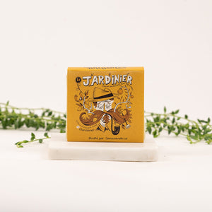 Savon exfoliant aux Agrumes 'Le Jardinier' 100g/ Citrus Exfoliant Soap 'The Gardener' 100g